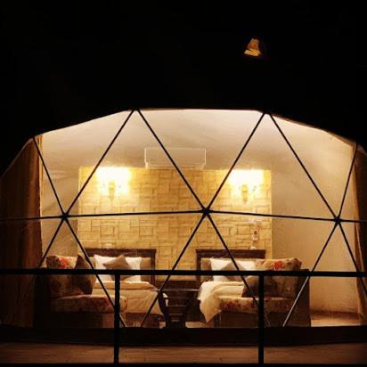 Bubble Tent & Luxury Camp Hotel Вади Рум Стая снимка